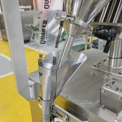 Dession の自動多機能の粉ミルクの小さい小袋の小麦粉の唐辛子のパック袋の食糧充填機の粉のパッキング機械