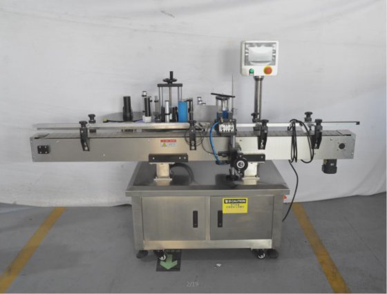 Dession 中国自动沐浴露灌装贴标机（保修 1 年）供应商