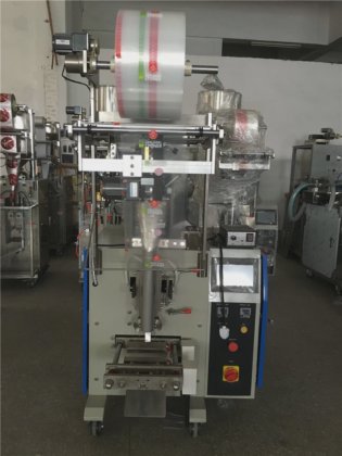 Dession 包装夹和其他五金件自动卧式包装机