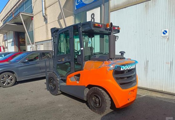 Doosan D45SC-9