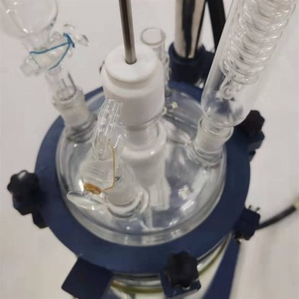 ガラスフィルターリアクター