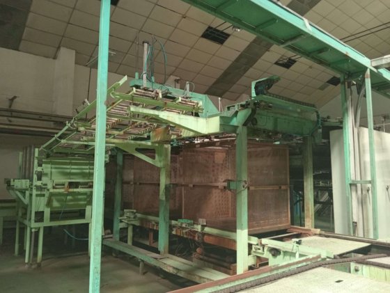 完整飲料生產線和工廠設備批次 填充、密封、包裝和支援系統