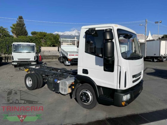 2010 IVECO 100E18