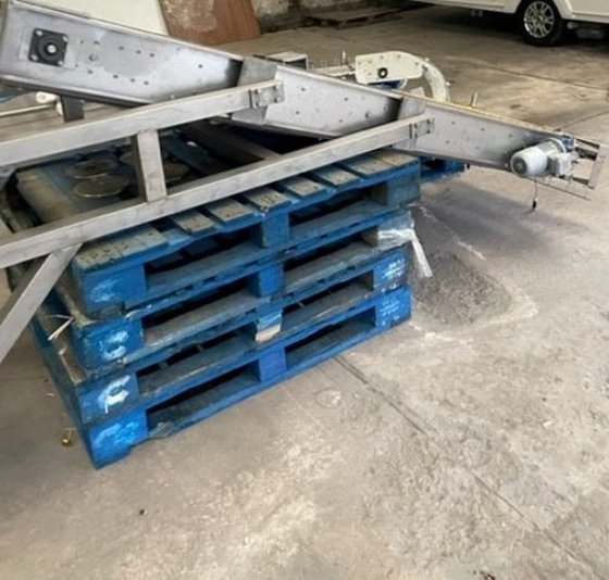 单一块封口机 | 钢丝咬合 Bertolaso