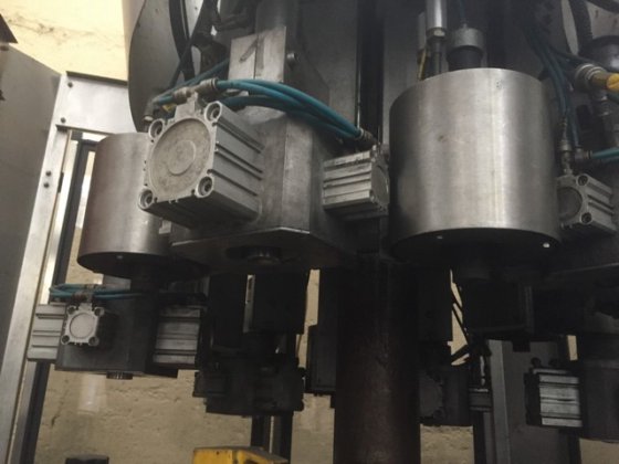 キャプスラー ノートン 8.8