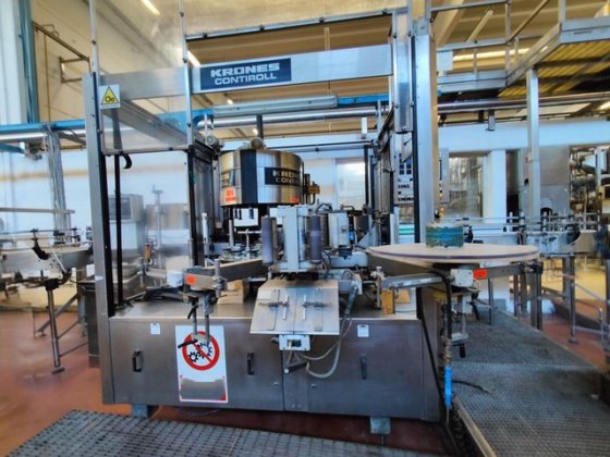 科伦斯滚筒供卷贴标机 12,000 件/小时