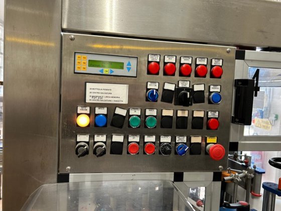 标签机 P.E. 主控器 m/e