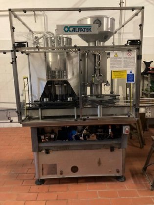 完整等压灌装线 Alfatek