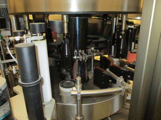 ラベラー Neri 接着剤