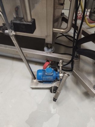 完整的CEM装瓶线啤酒