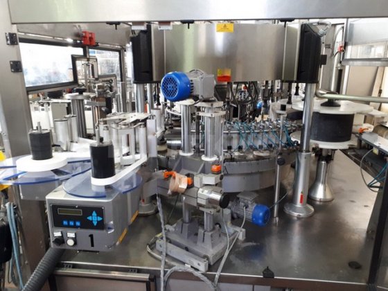 Complete Bottling Line Bertolaso still