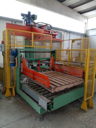 Palletizer Cosma Pack Manegtic System