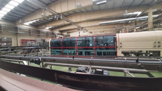 完成したPETボトリングライン(静水用)