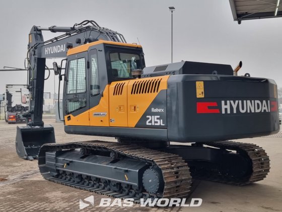 2022 Hyundai R215 L in Veghel, Netherlands