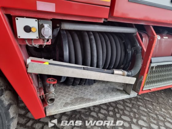 雷诺 6X6 侧面消防车