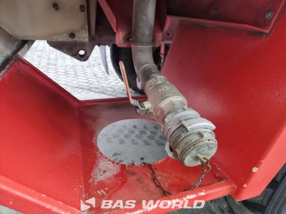 雷诺 6X6 侧面消防车