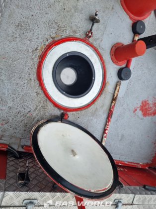 雷诺 6X6 侧面消防车