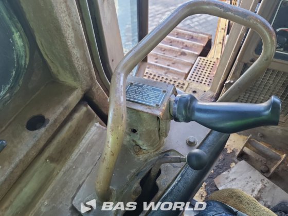 キャタピラ・クローラー・ドーザー