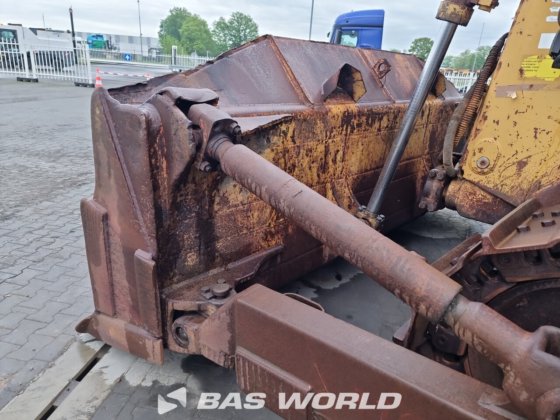 キャタピラ・クローラー・ドーザー