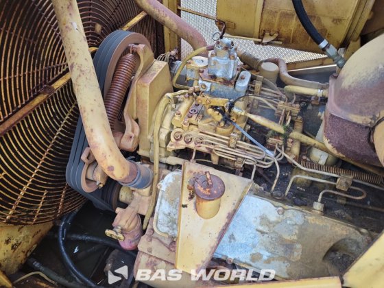 卡特彼勒履带式推土机