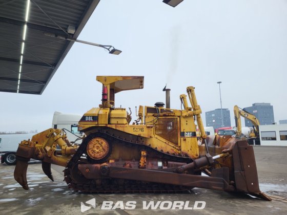 卡特彼勒履带式推土机