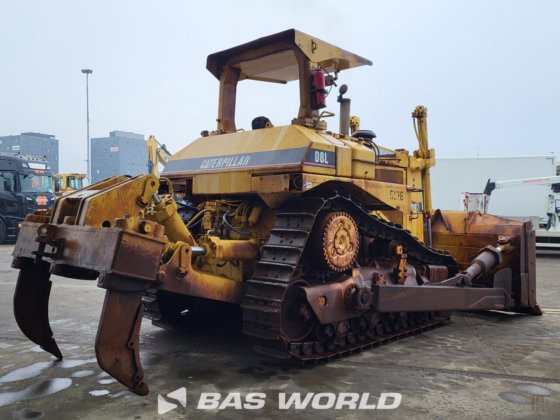 卡特彼勒履带式推土机