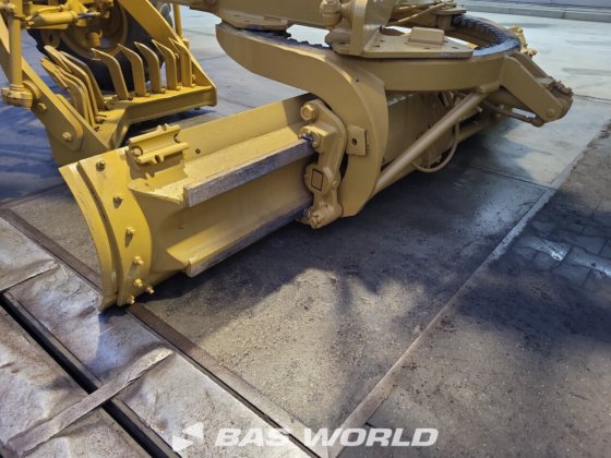 キャタピラー・グレーダー