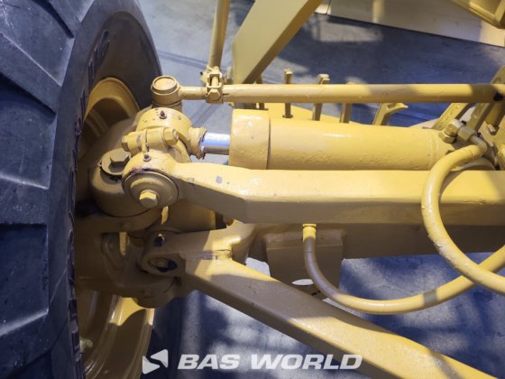 キャタピラー・グレーダー