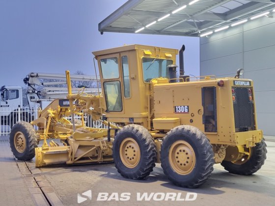 キャタピラー・グレーダー