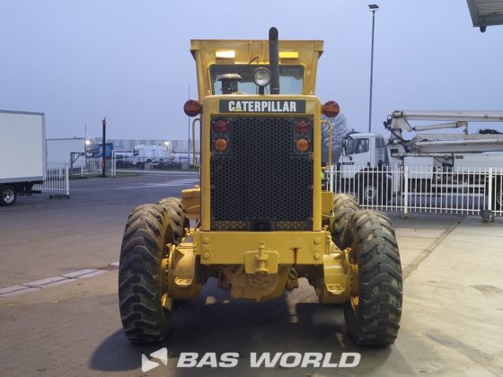 キャタピラー・グレーダー