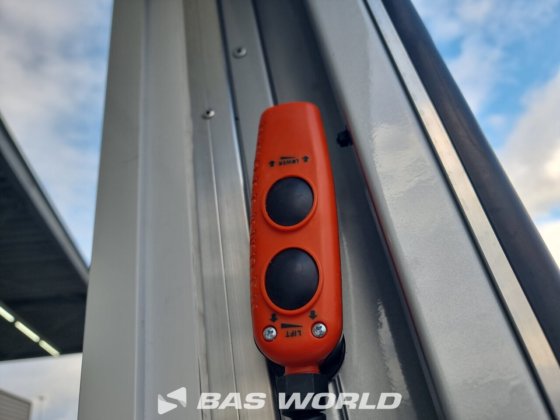 イヴェコ・デイリー 35C18 ボックスボディ