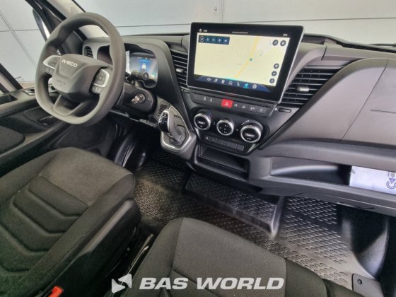 イヴェコ・デイリー 35C18 ボックスボディ