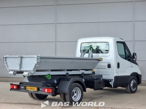 依维柯 Daily 35C16 自卸车