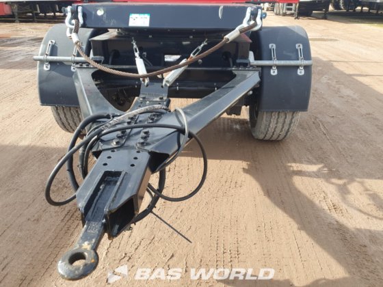 欧米茄木材拖车