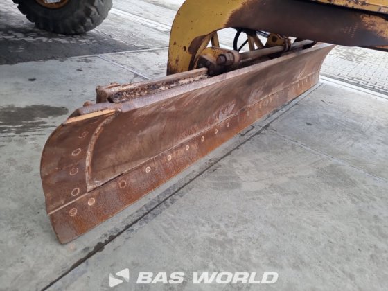 キャタピラー・グレーダー