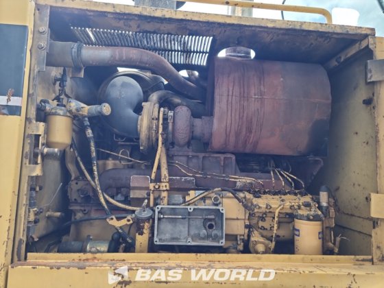 キャタピラー・グレーダー