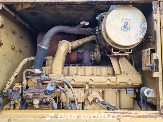 キャタピラー・グレーダー