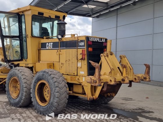 キャタピラー・グレーダー