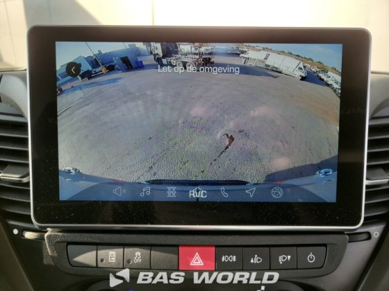 イヴェコ・デイリー 35C21 クローズド・ボックス・バン