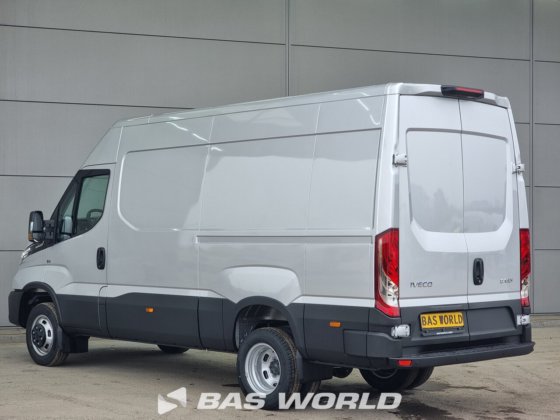 依维柯 Daily 35C21 封闭箱式货车