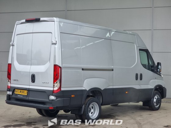 依维柯 Daily 35C21 封闭箱式货车