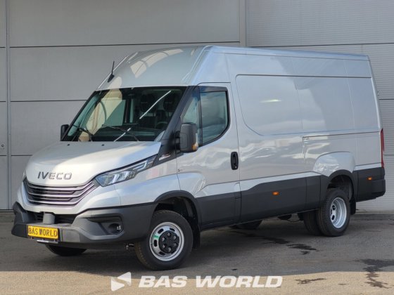 イヴェコ・デイリー 35C18 クローズド・ボックス・バン