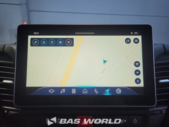 イヴェコ・デイリー 35C18 クローズド・ボックス・バン