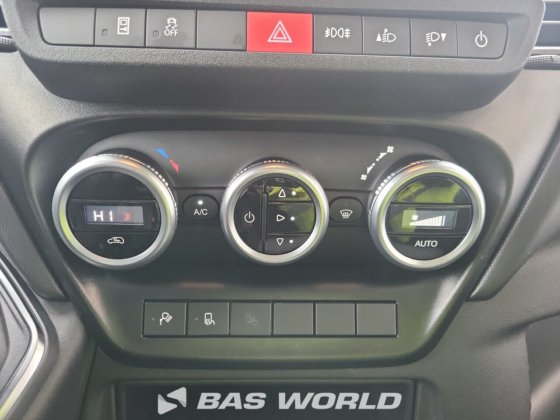 依维柯 Daily 35C18 封闭箱式货车