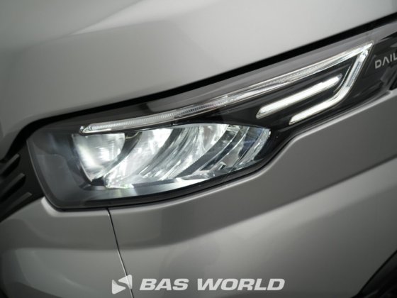 イヴェコ・デイリー 35C18 クローズド・ボックス・バン