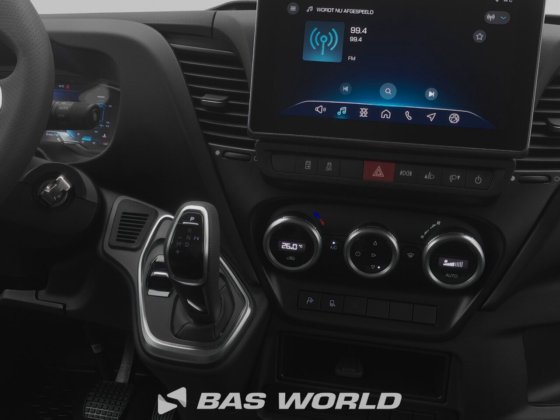 イヴェコ・デイリー 35C18 クローズド・ボックス・バン