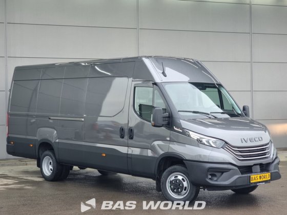 イヴェコ・デイリー 35C18 クローズド・ボックス・バン