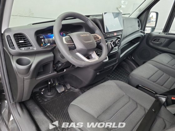 イヴェコ・デイリー 35S21 クローズド・ボックス・バン