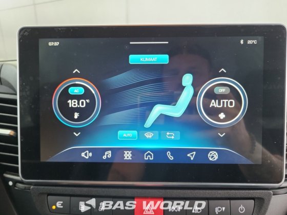 イヴェコ・デイリー 35S21 クローズド・ボックス・バン