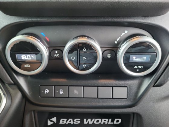 イヴェコ・デイリー 35S21 クローズド・ボックス・バン